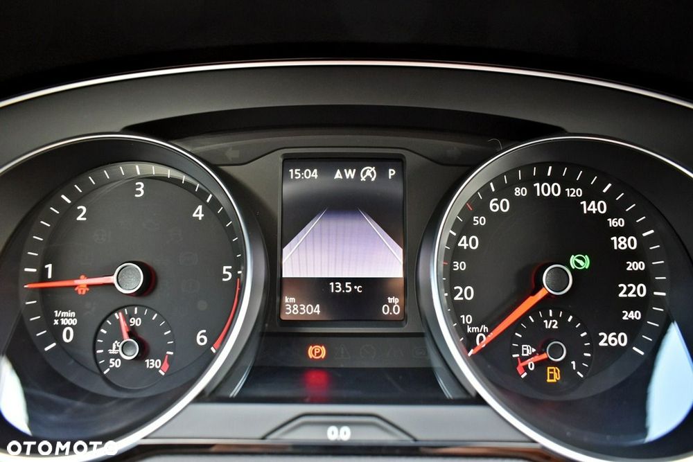 Volkswagen Passat Variant 2.0 TDI EVO Business DSG - 17