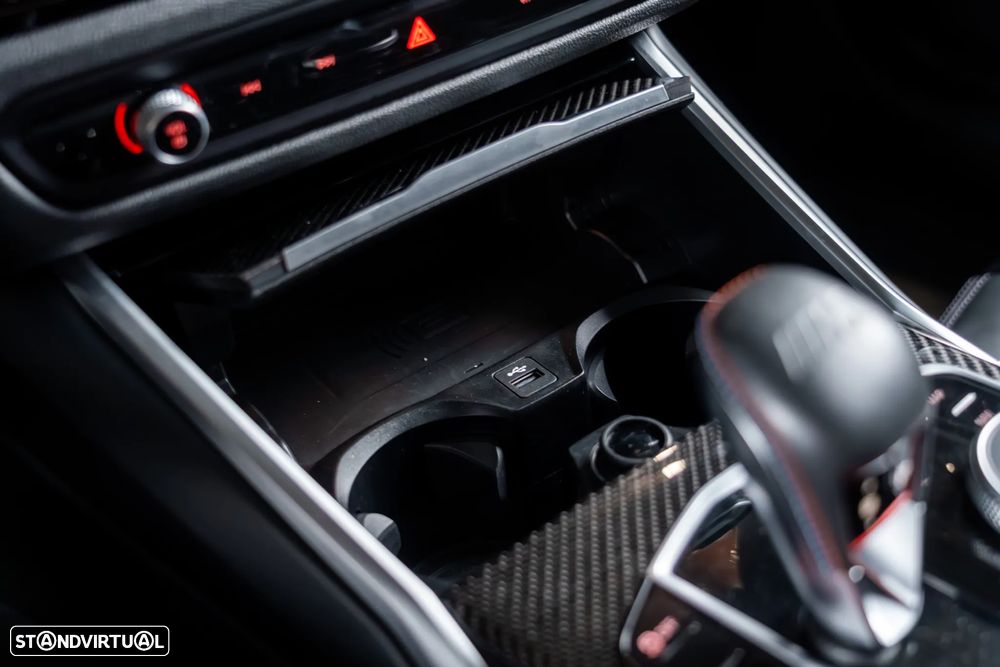 BMW M3 Competition xDrive - 27