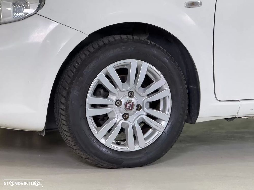 Fiat Punto 1.2 Lounge Start&Stop - 14