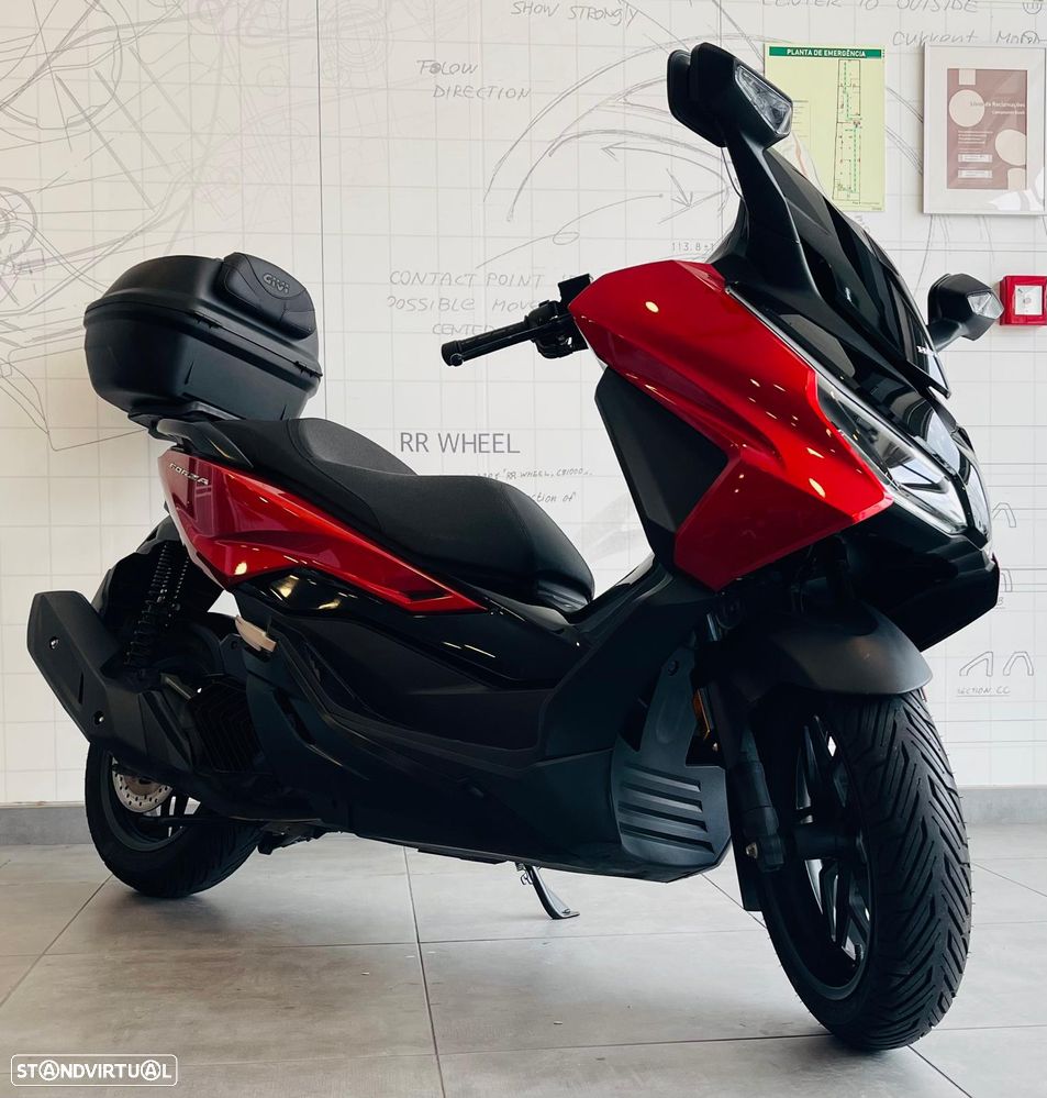 Honda Forza 125 - 1