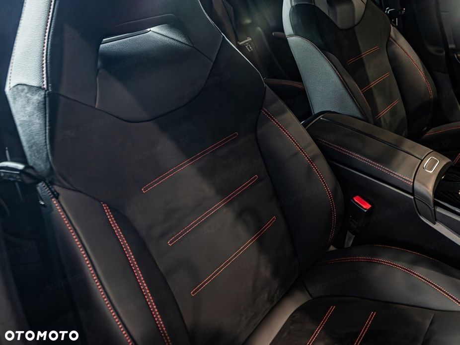 Mercedes-Benz CLA - 6