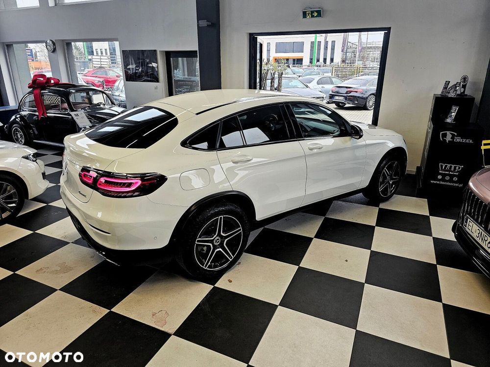 Mercedes-Benz GLC - 9