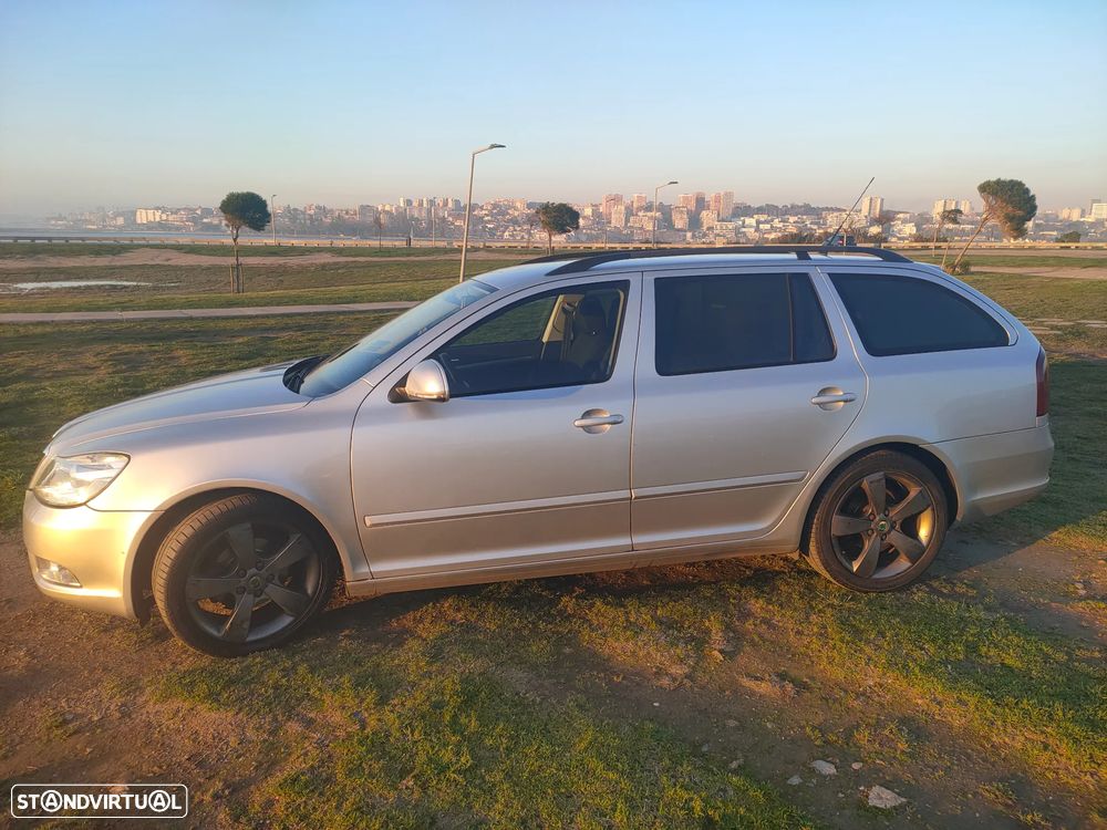Skoda Octavia Break 1.9 TDi Sportline - 1