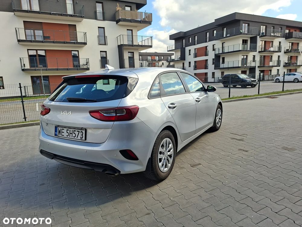 Kia Ceed 1.5 T-GDI M - 10