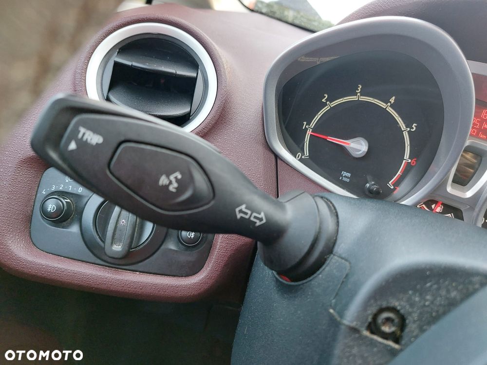 Ford Fiesta - 26