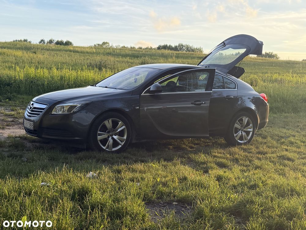 Opel Insignia - 8
