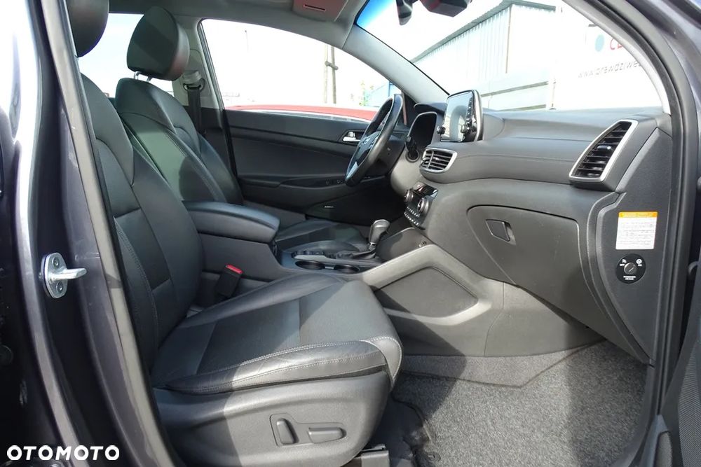 Hyundai Tucson 2.0 CRDi 4WD Automatik Premium - 28