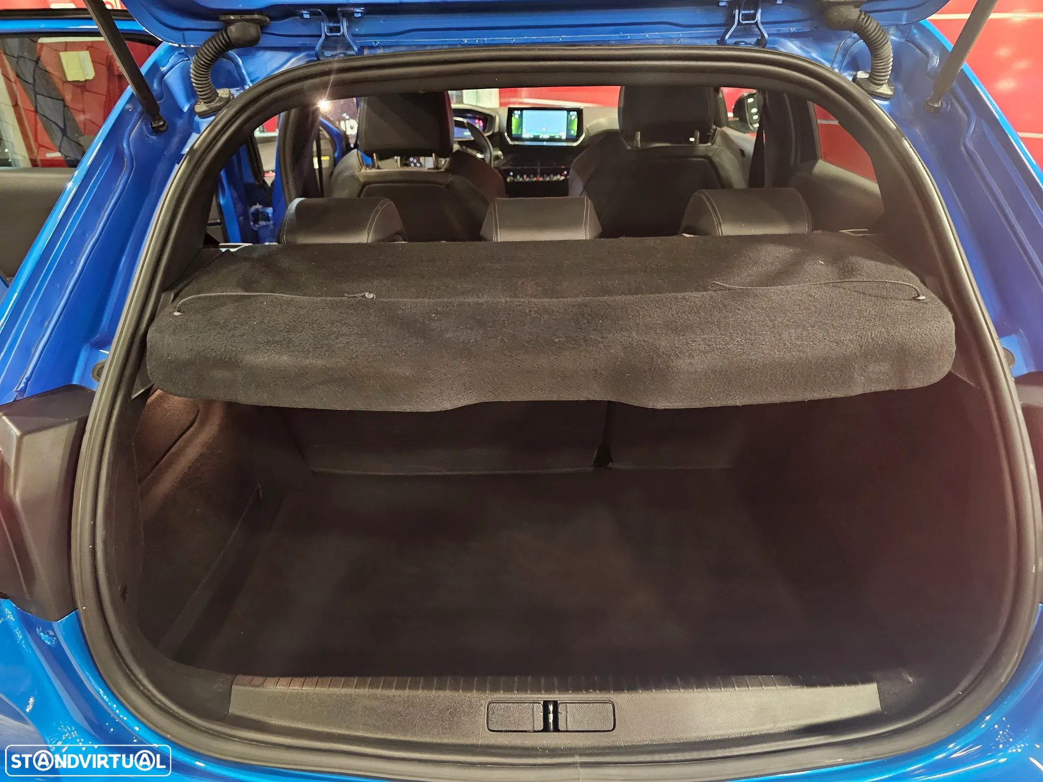 Peugeot 208 1.2 PureTech GT Line - 23