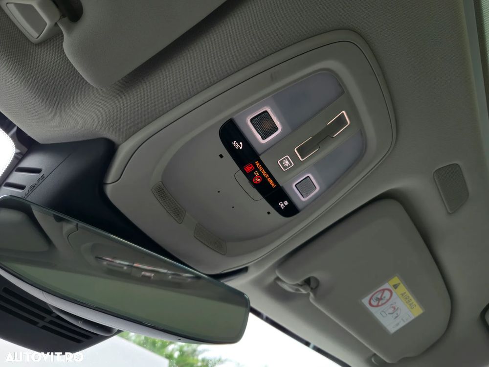 Volvo XC 60 T6 AWD Recharge Geartronic Inscription Expression - 16