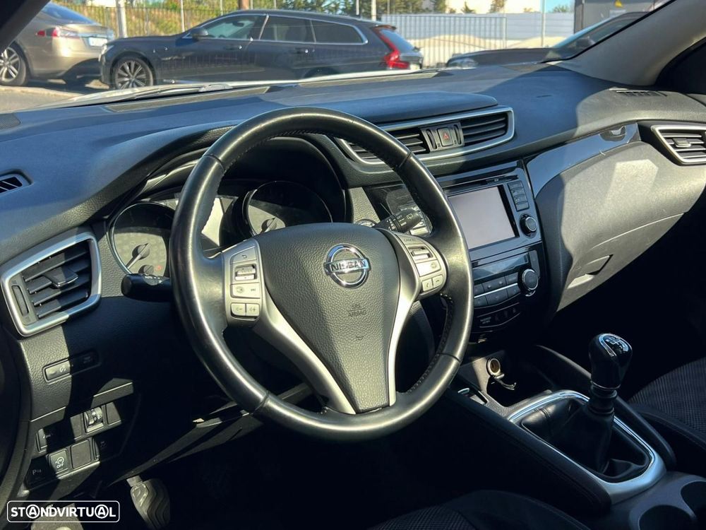 Nissan Qashqai 1.6 dCi N-Connecta - 7