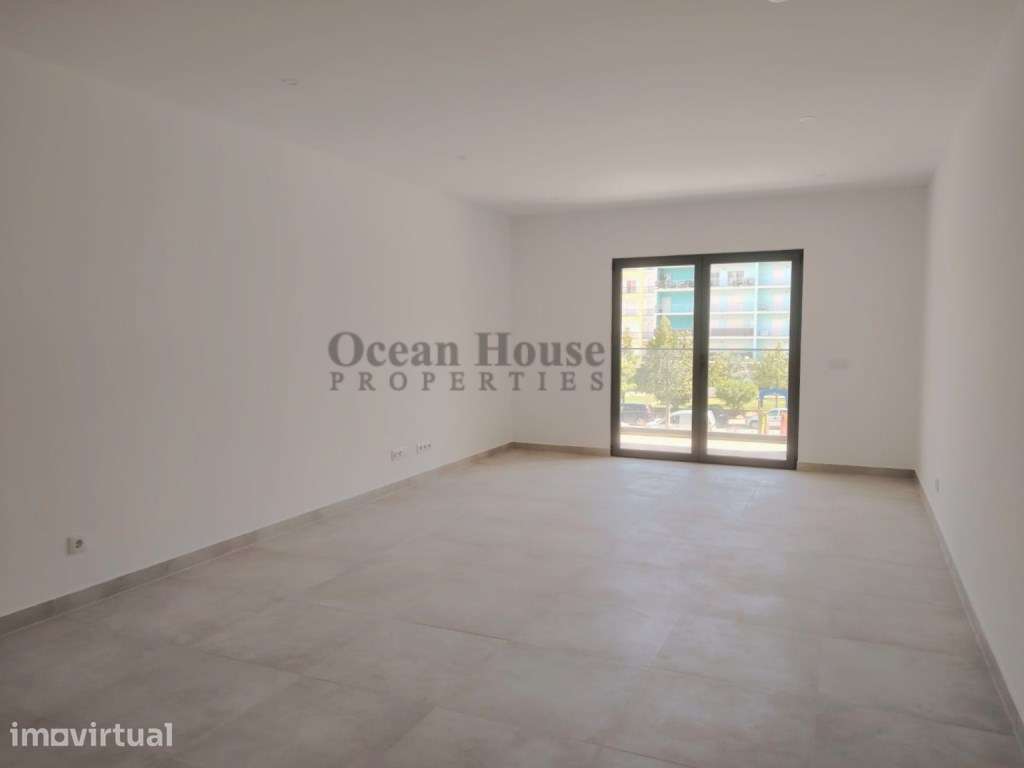 Apartamentos T2 novos com garagem a 300 metros da Praia - Armação d... - Grande imagem: 2/10
