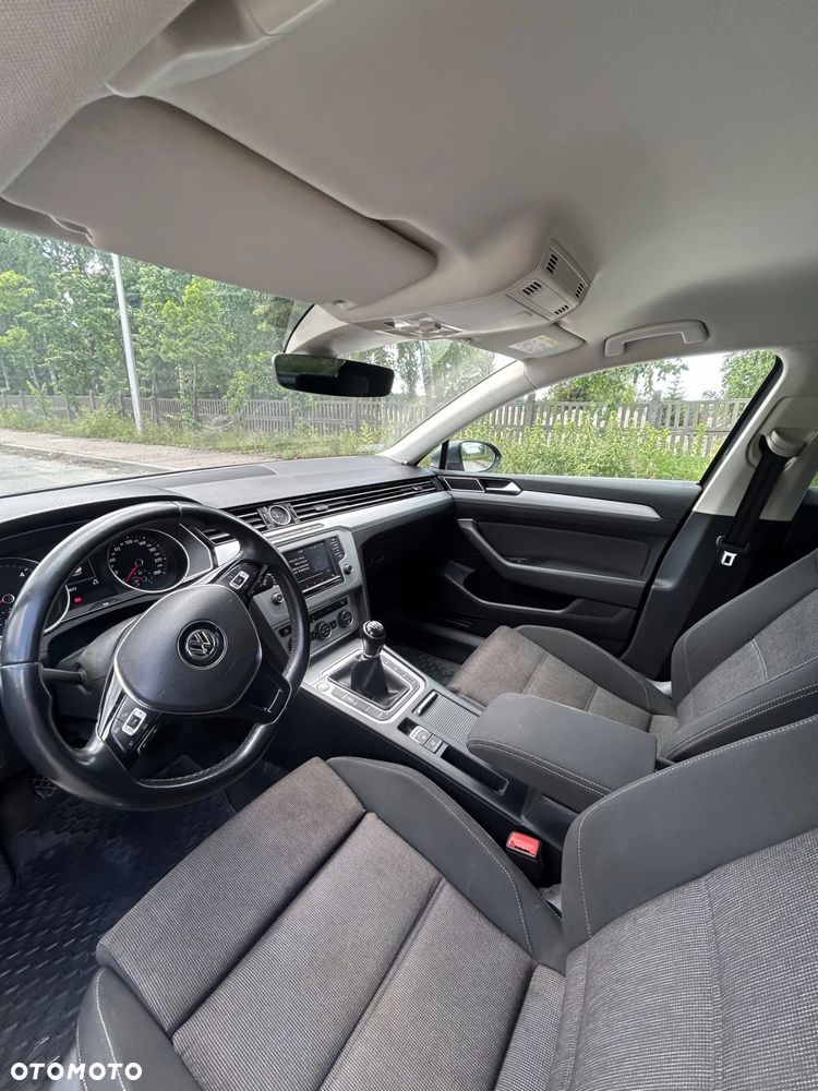 Volkswagen Passat 2.0 TDI BMT Comfortline - 8