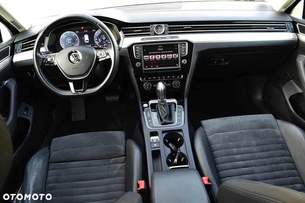 Volkswagen Passat 2.0 TDI BMT Highline DSG - 19