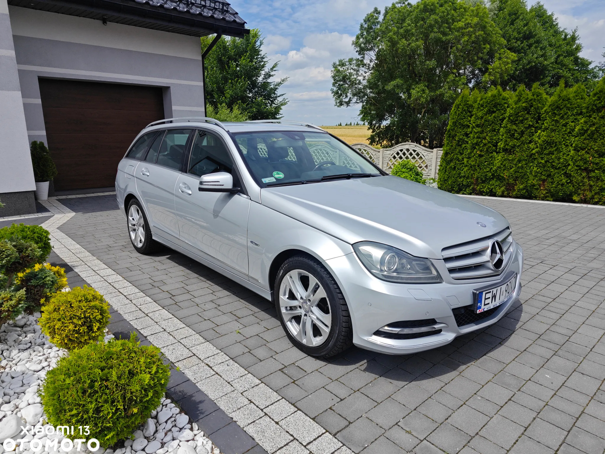 Mercedes-Benz Klasa C 180 T BlueEFFICIENCY Avantgarde - 2