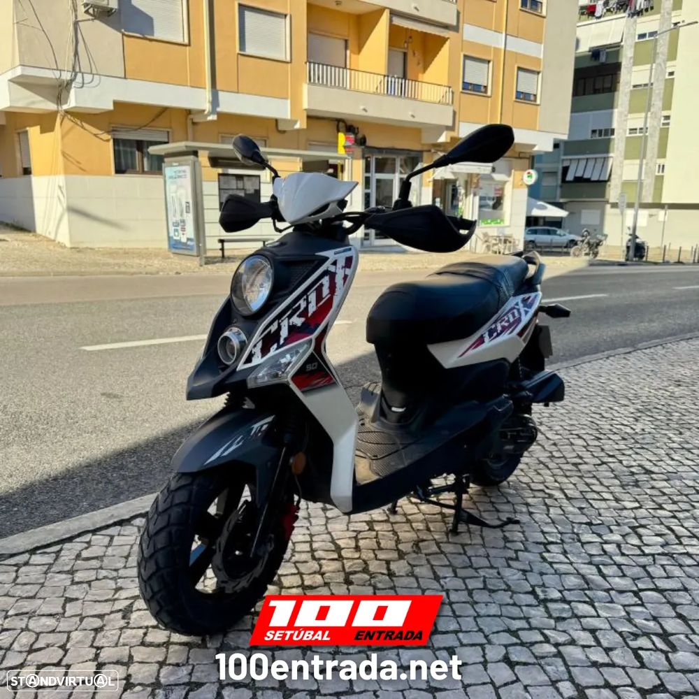 Sym FIDDLE CROX 50 - 1