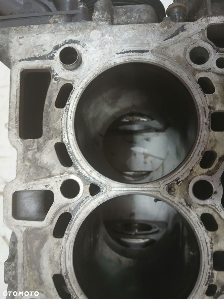 BLOK SILNIKA BMW X3 E83 2.0 D 7797922 - 7