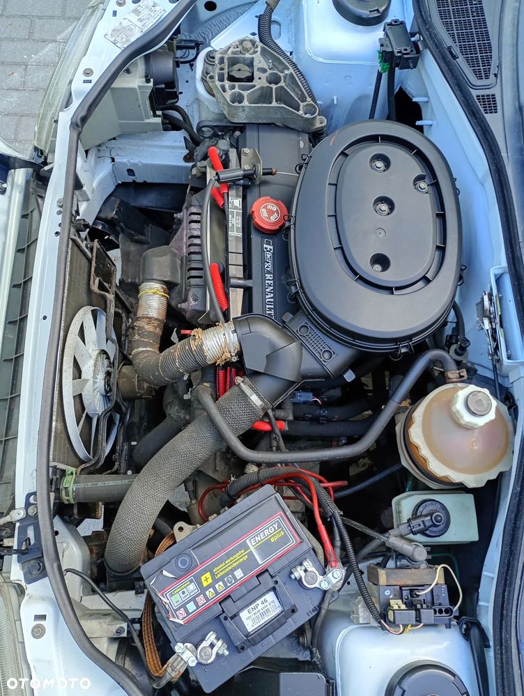 Renault Clio - 31