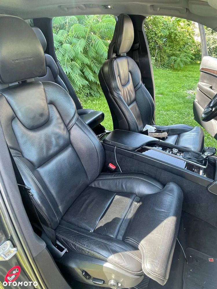 Volvo XC 90 - 5