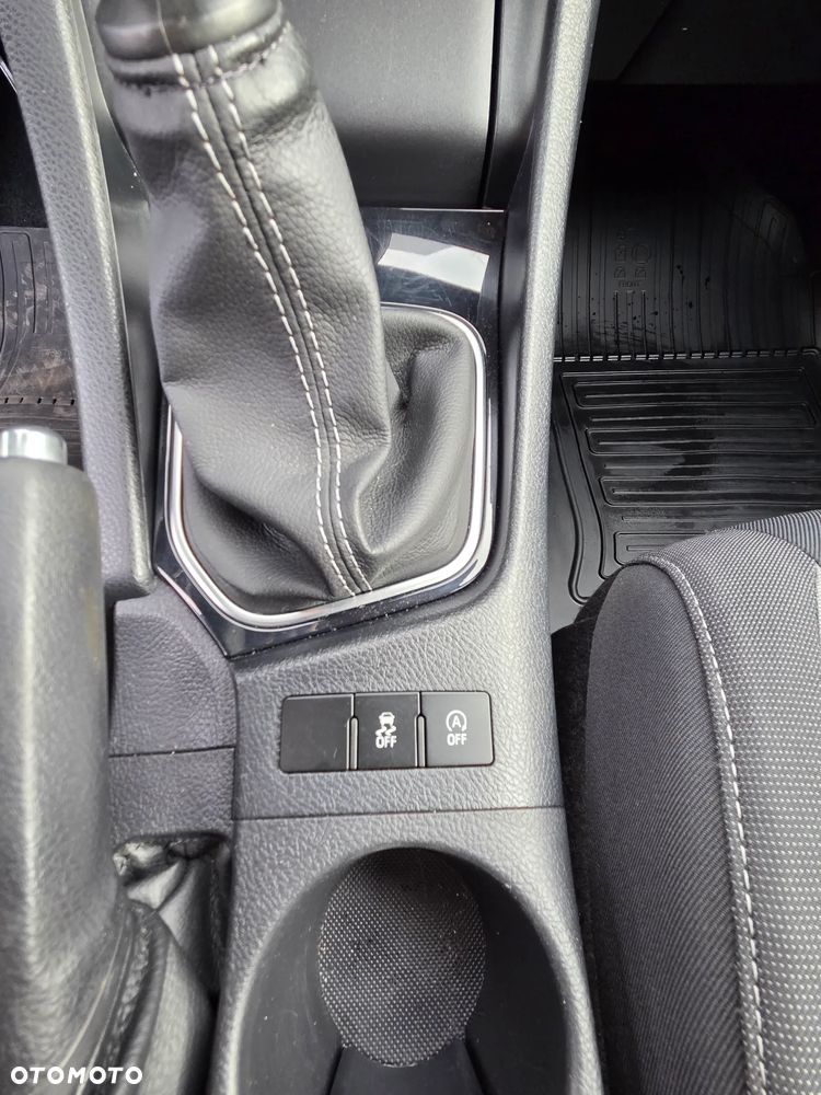 Toyota Auris 1.6 D-4D Edition-S - 11