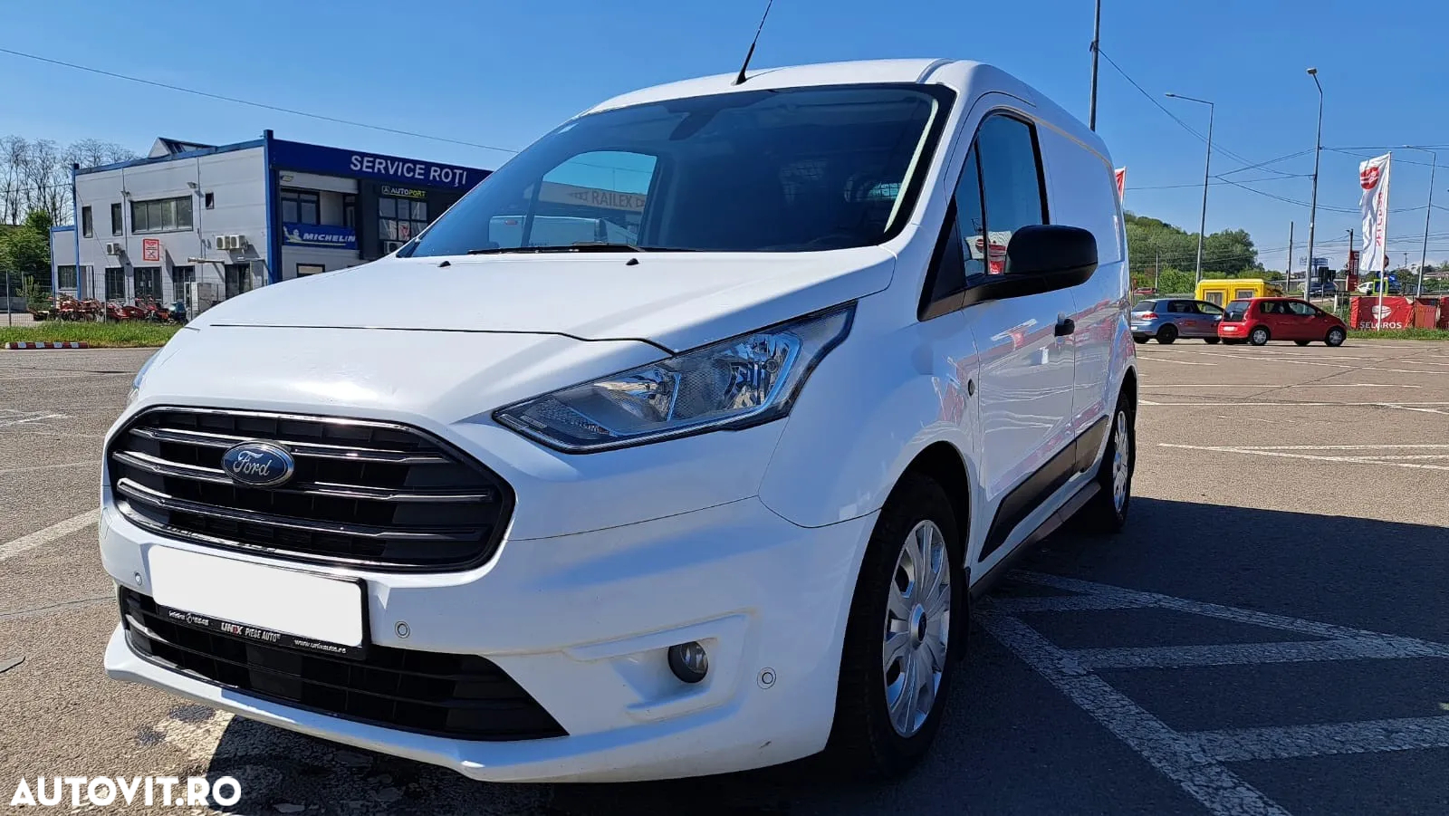 Ford Transit Connect MPV - 4