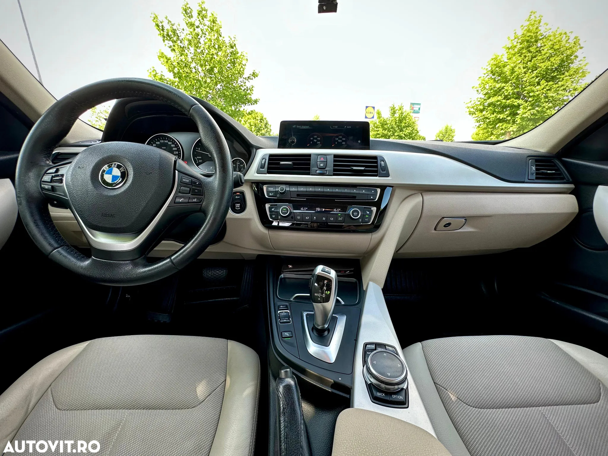 BMW Seria 3 316d Touring Aut. Advantage - 15