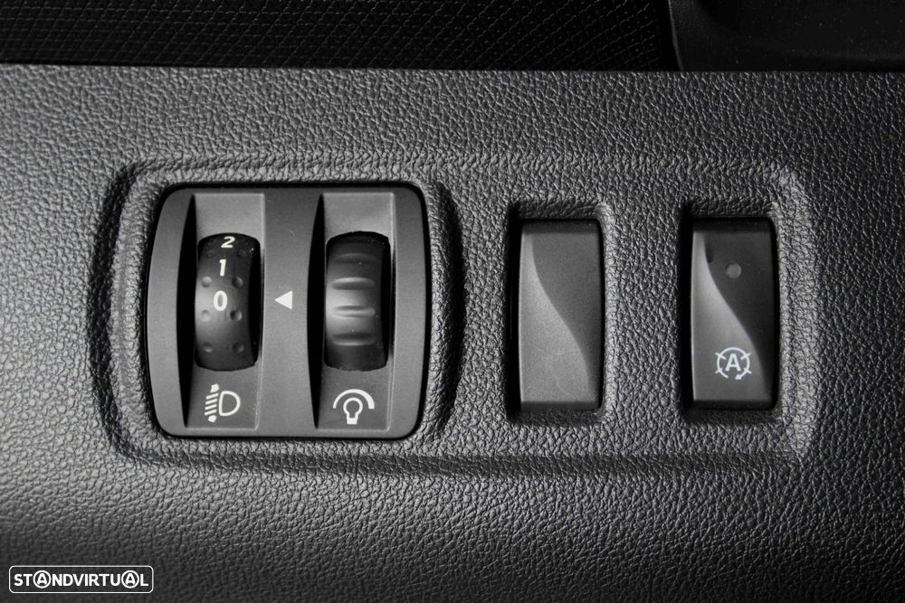 Renault Clio Sport Tourer 0.9 TCe Limited - 13