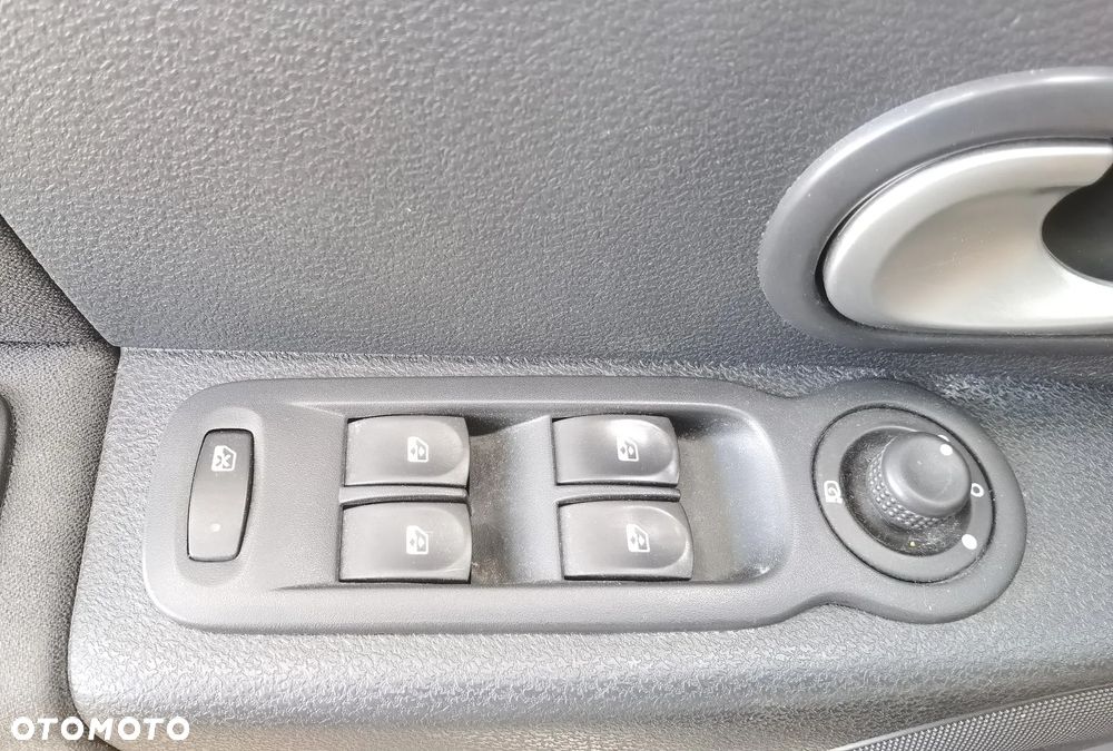 Renault Modus Grand 1.5 dCi FAP Dynamique - 11