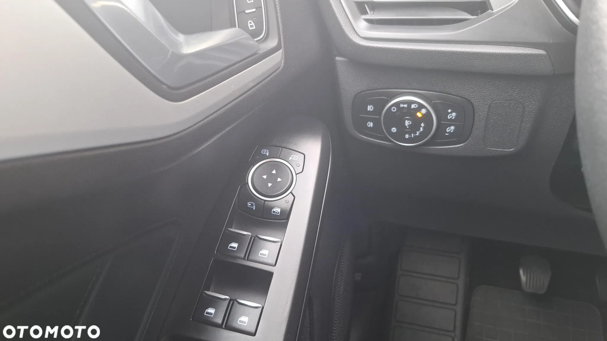 Ford Focus 1.5 EcoBlue Connected - 36