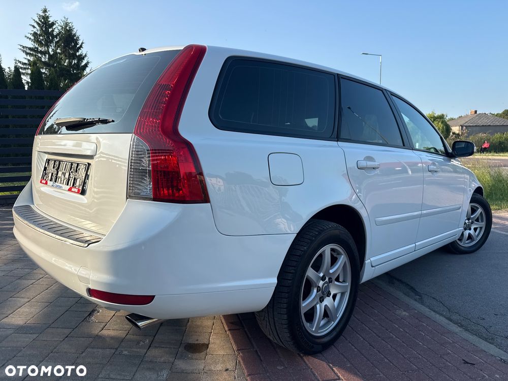 Volvo V50 T5 AWD Kinetic - 25
