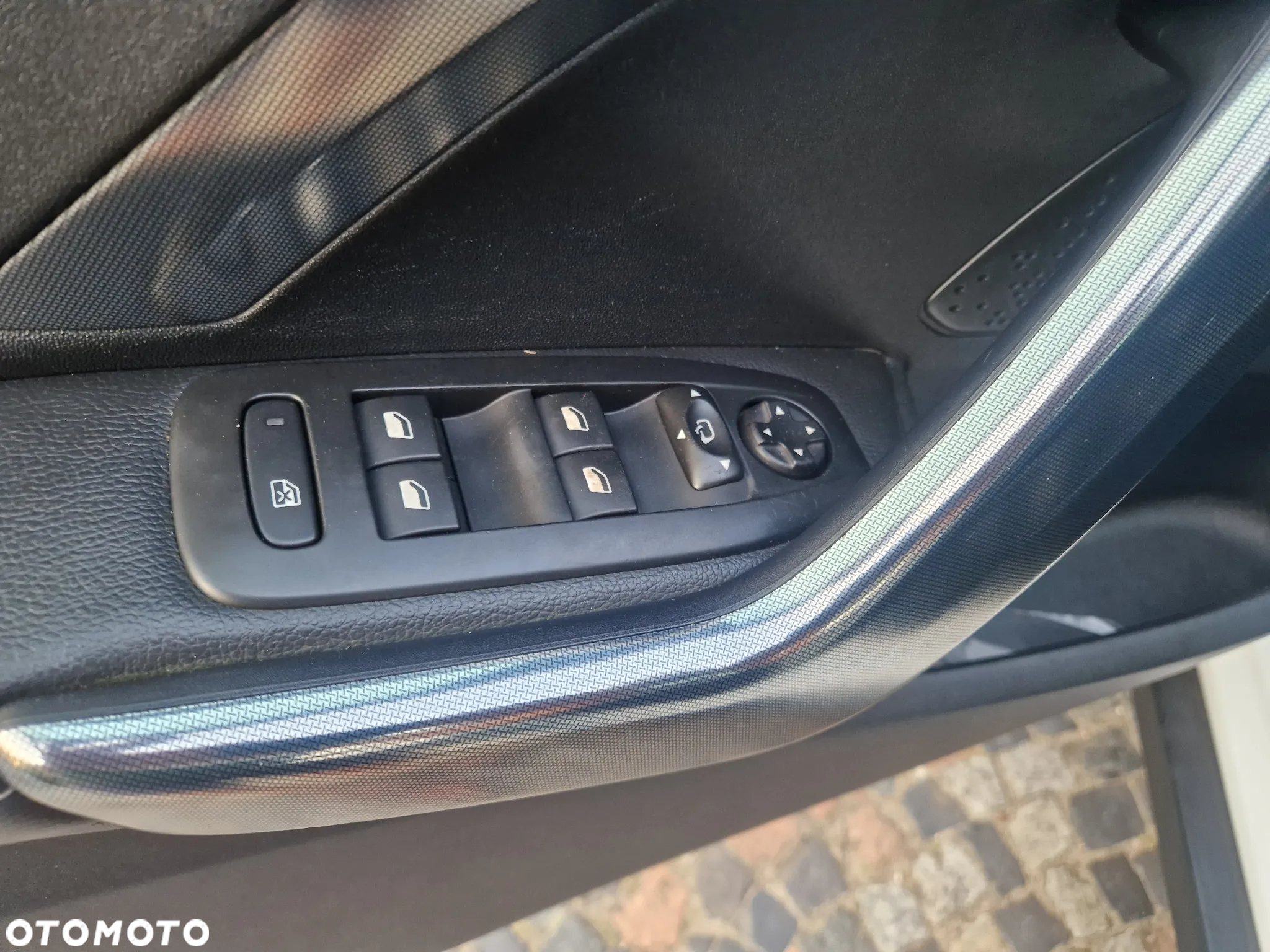 Peugeot 2008 120 VTI Allure - 36