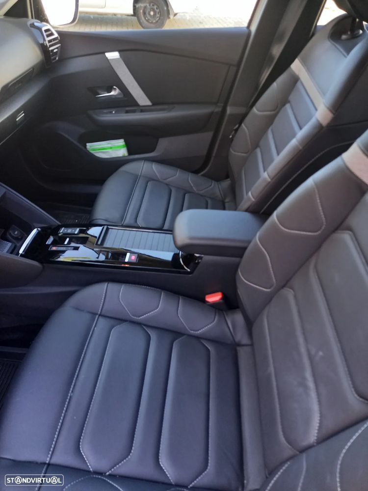 Citroën C4 X 1.2 PureTech Max EAT8 - 12