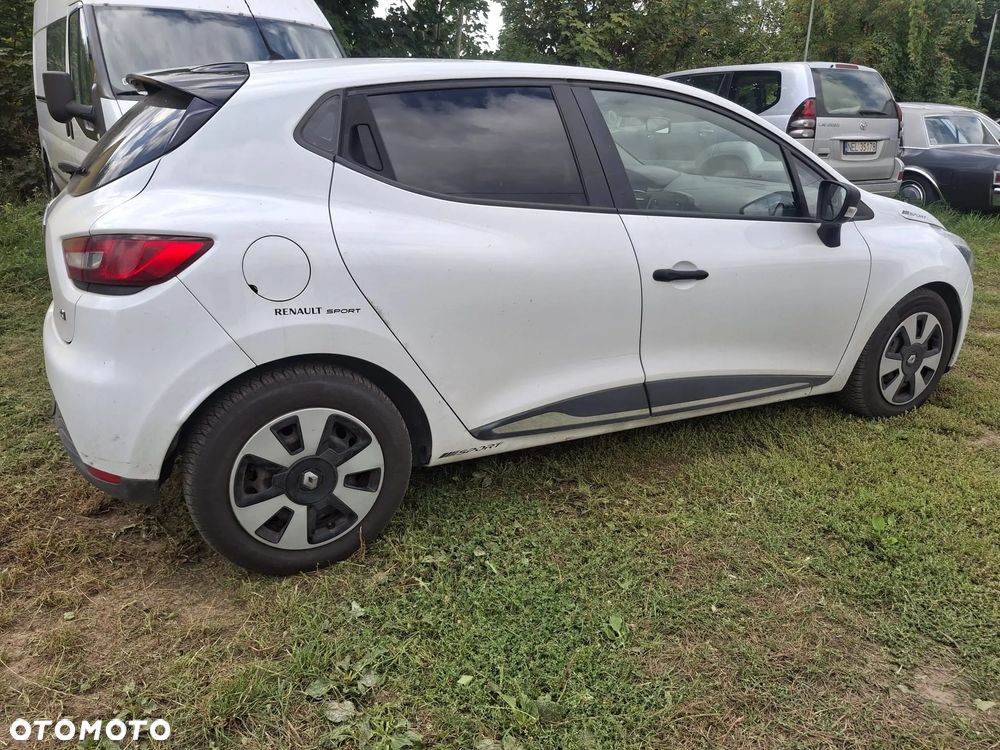 Renault Clio 1.5 dCi Energy Alize EU6 - 10