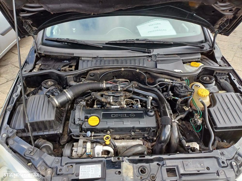 Opel Corsa 1.7 DTi 16V Elegance — fotografia 10