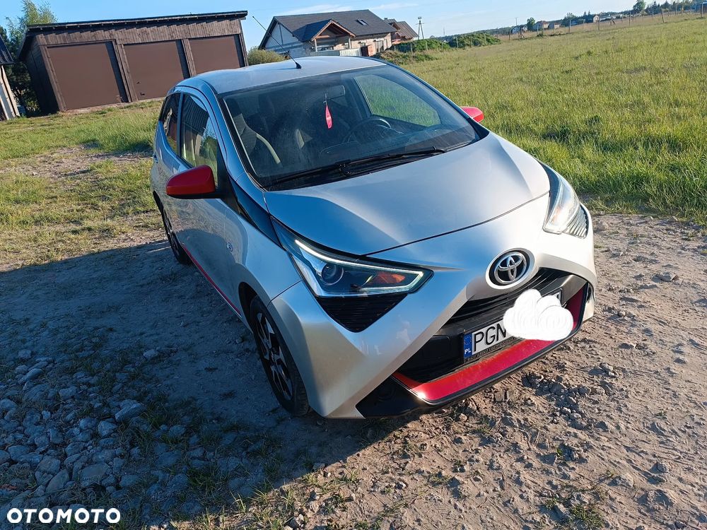 Toyota Aygo x-play - 2