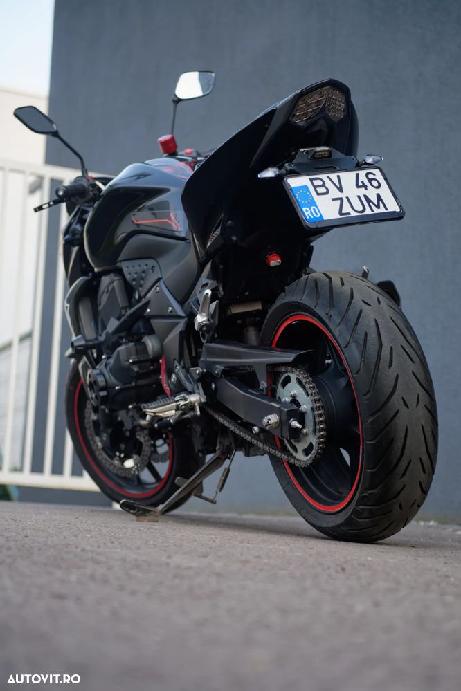 Kawasaki Z 750L - 8