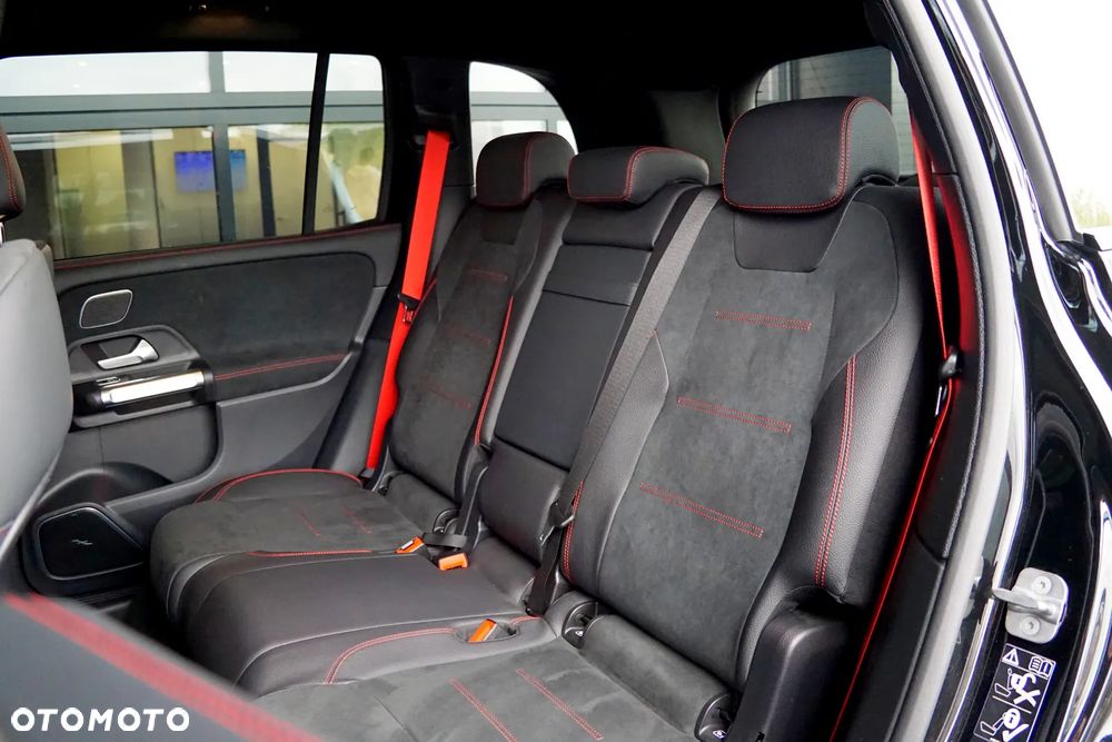 Mercedes-Benz GLB AMG 35 4Matic AMG Speedshift DCT 8G - 22