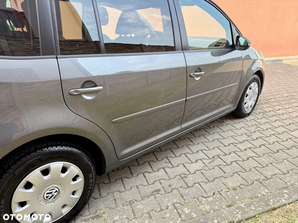 Volkswagen Touran 1.6 TDI DPF Comfortline - 10