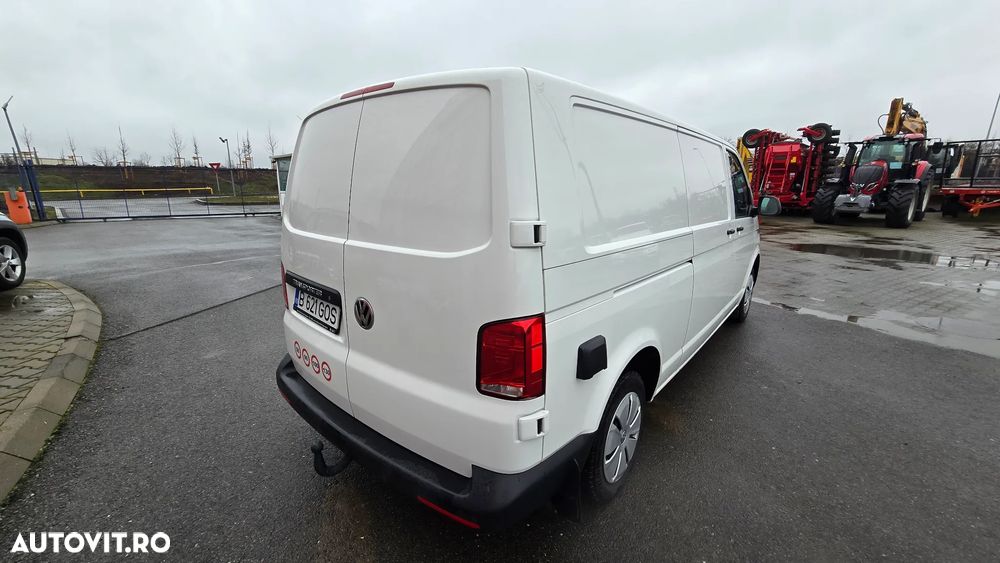 Volkswagen Transporter - 7