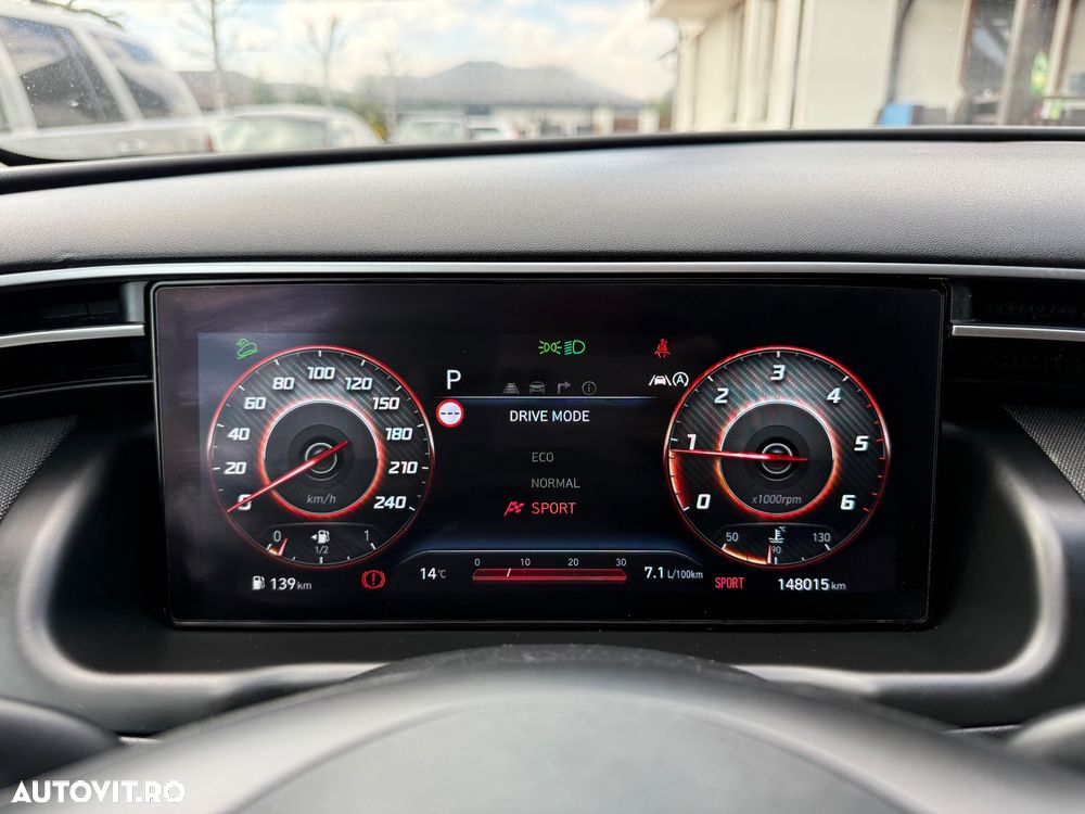 Hyundai Tucson 1.6 CRDi 48V-Hybrid 4WD DCT Trend - 12