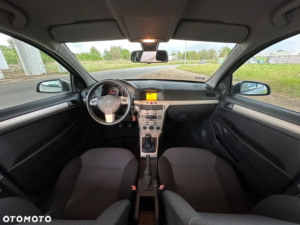 Opel Astra 1.3 CDTI DPF - 13