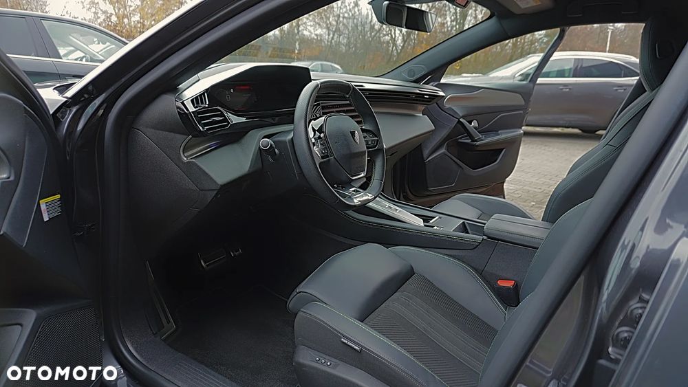 Peugeot 408 1.2 PureTech GT S&S EAT8 - 13