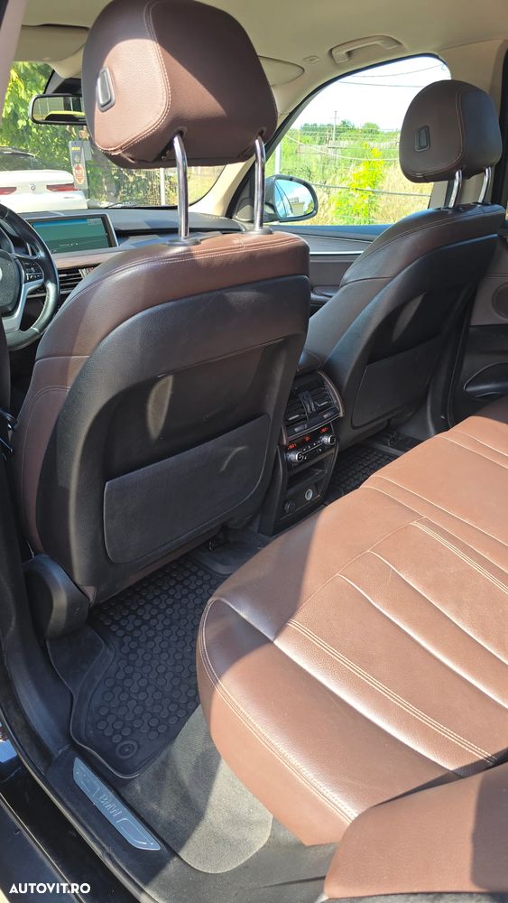 BMW X5 xDrive30d - 14