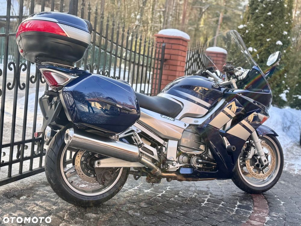 Yamaha FJR - 4