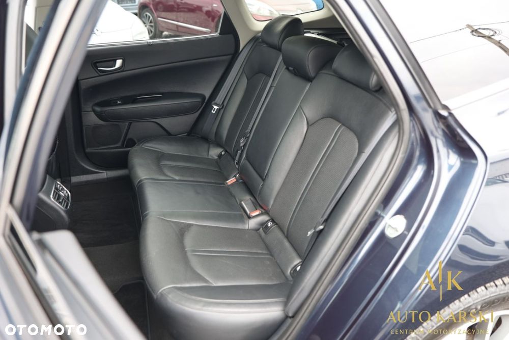 Kia Optima - 39