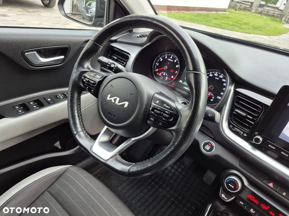 Kia Stonic 1.0 T-GDI MHEV L Business Line - 27