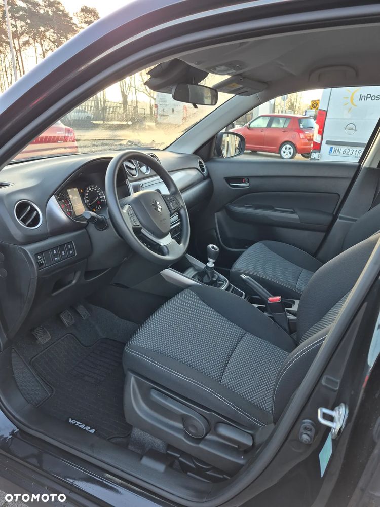 Suzuki Vitara 1.4 Boosterjet SHVS Premium 2WD - 18
