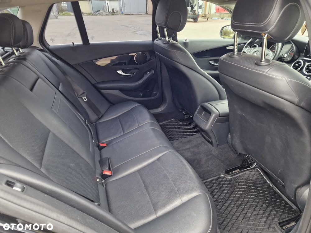 Mercedes-Benz Klasa C 220 (BlueTEC) d T 7G-TRONIC Exclusive - 8