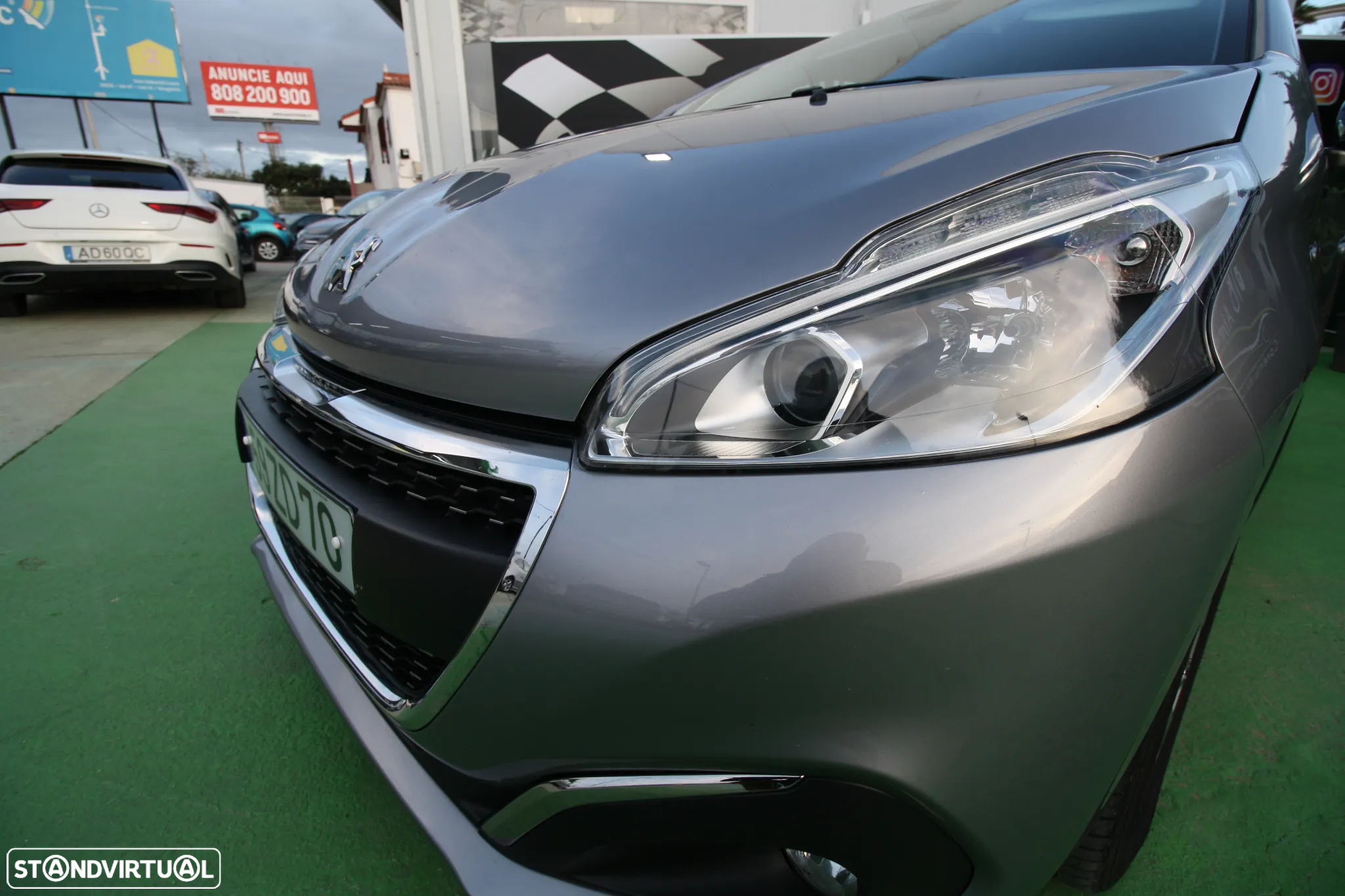 Peugeot 208 1.5 BlueHDi Signature - 13
