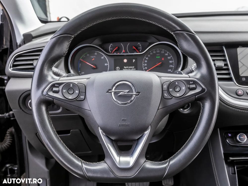 Opel Grandland X 1.6 Turbo START/STOP Ultimate - 20