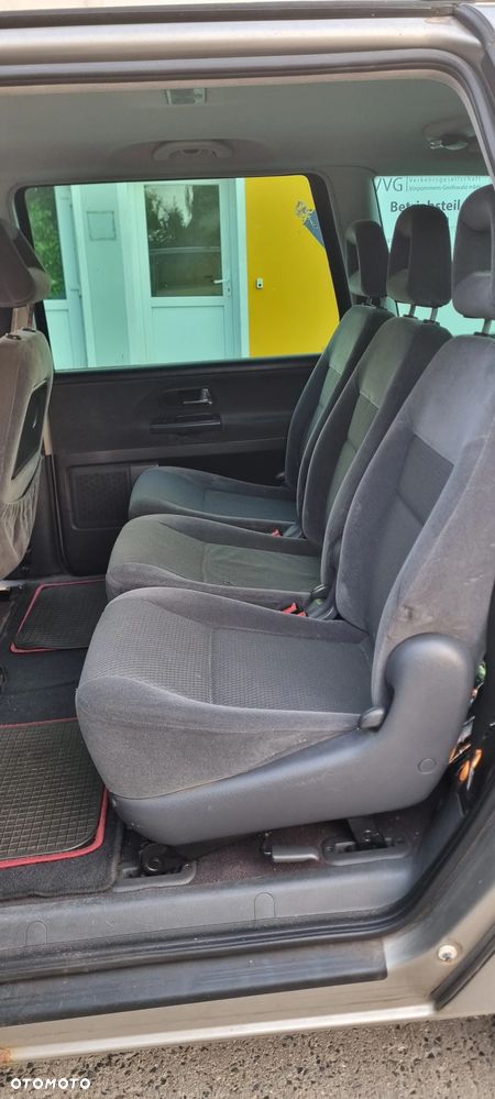 Ford Galaxy TDI Ghia - 10